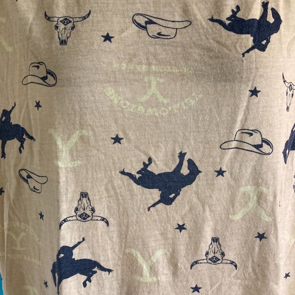 Yellowstone Pyjama Short Set - Picture 4 of 5